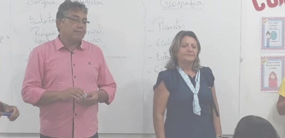 Gestor e Secretária de Educação, visitam escolas no 1° Dia do ano letivo.