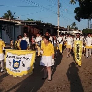 Desfile Cívico na comunidade de Lajedo Grande.