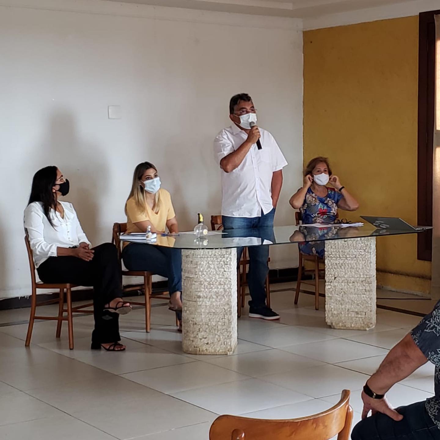 O Prefeito participa de evento sobre manejos de Resíduos Sólidos para Região Agreste
