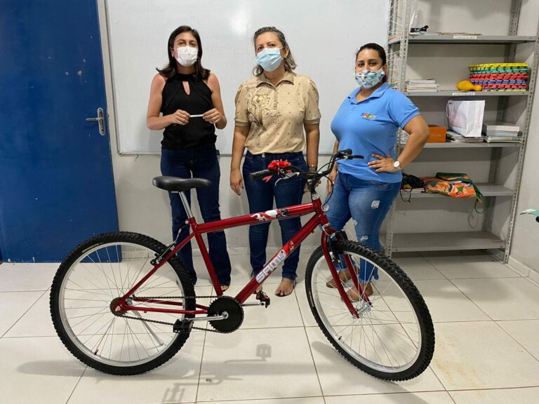 Secretaria de Educação realiza sorteios de bicicletas nas Escolas Municipais — foto 5