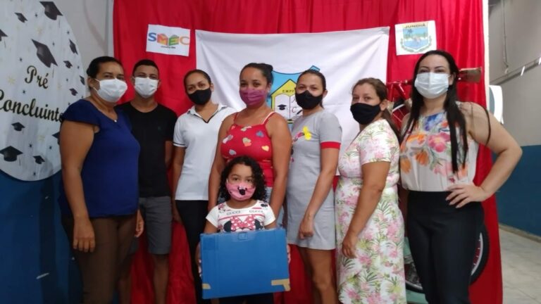 Secretaria de Educação realiza sorteios de bicicletas nas Escolas Municipais — foto 9