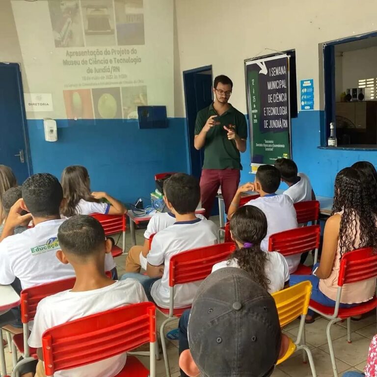 Prefeitura realiza apresentação de Museu de Ciência nas escolas — foto 2