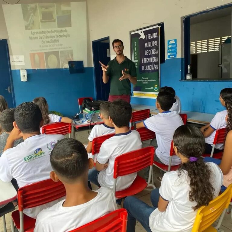 Prefeitura realiza apresentação de Museu de Ciência nas escolas — foto 3