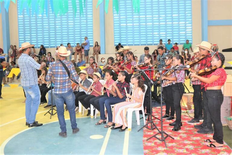 Prefeitura realiza festa de São João — foto 27