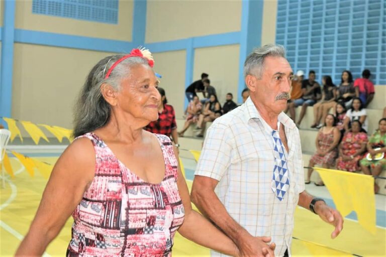 Prefeitura realiza festa de São João — foto 33