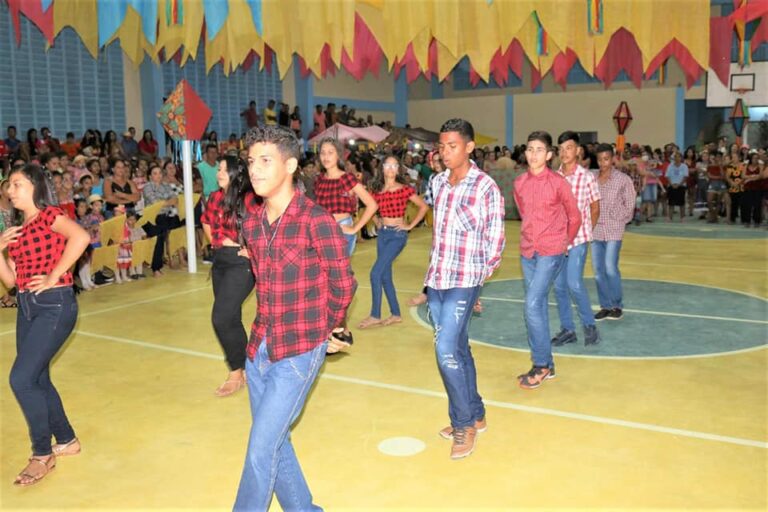 Prefeitura realiza festa de São João — foto 35