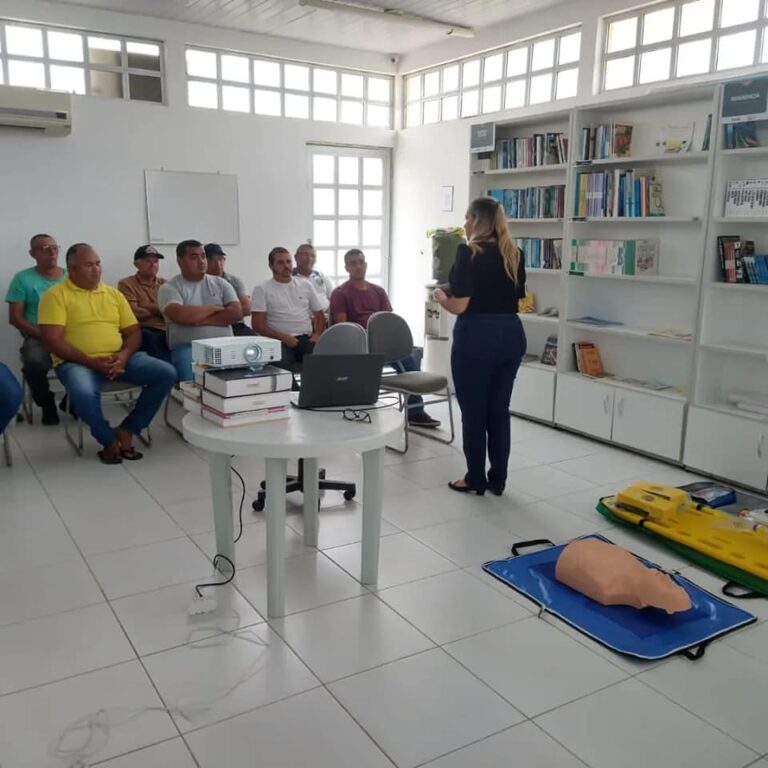 Prefeitura realiza capacitação de primeiros socorros para os motoristas Municipal — foto 5