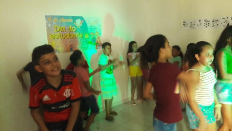 Comemoração ao dia do Estudante na Escola Iberê Ferreira em Lajedo Grande — foto 6