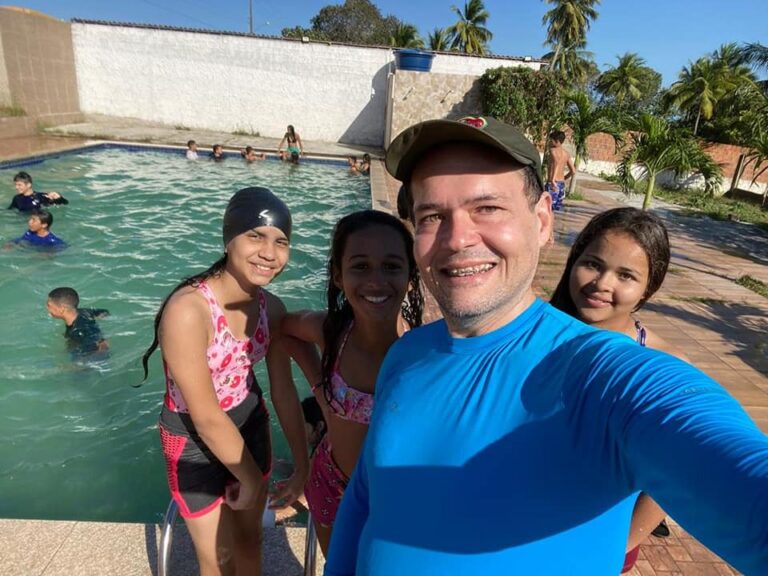 Pool Party em comemoração ao dia do Estudante da Escola Menino Jesus — foto 8