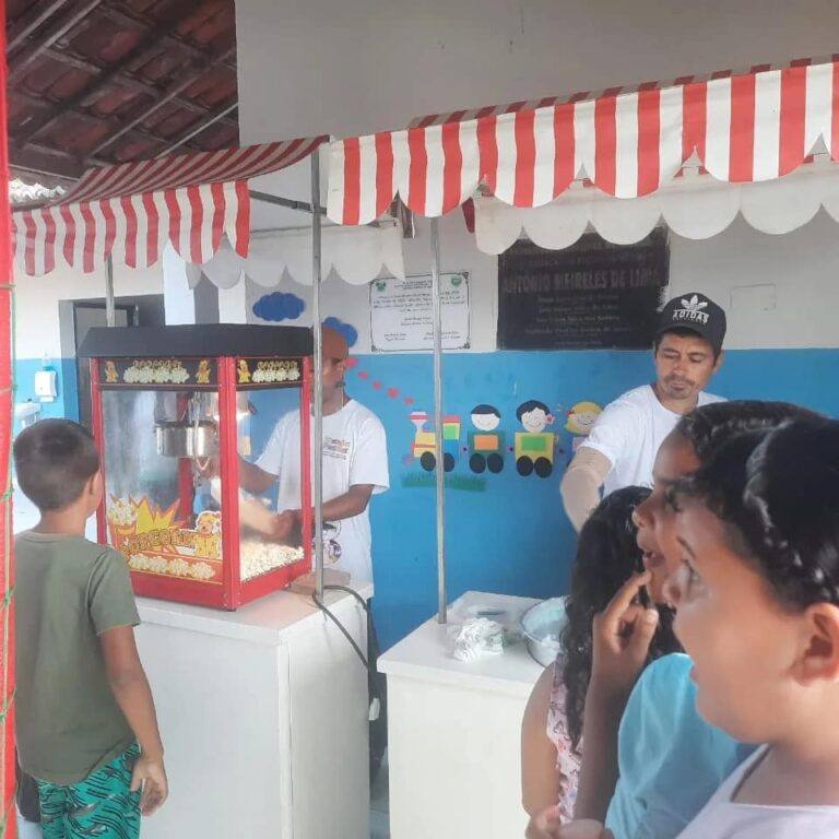 Semana da criança: Escola Municipal Manoel Martins de Meireles — foto 2