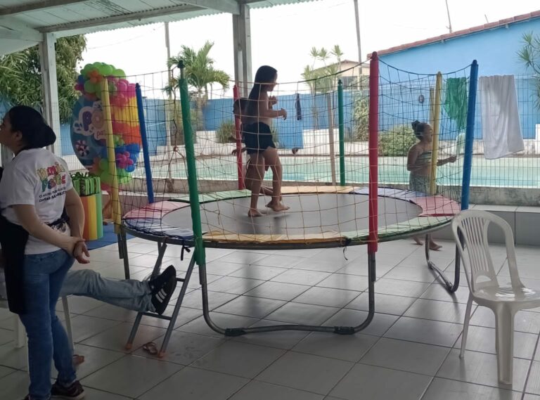 Festa das crianças: Escola Municipal Iberê Ferreira de Souza — foto 2