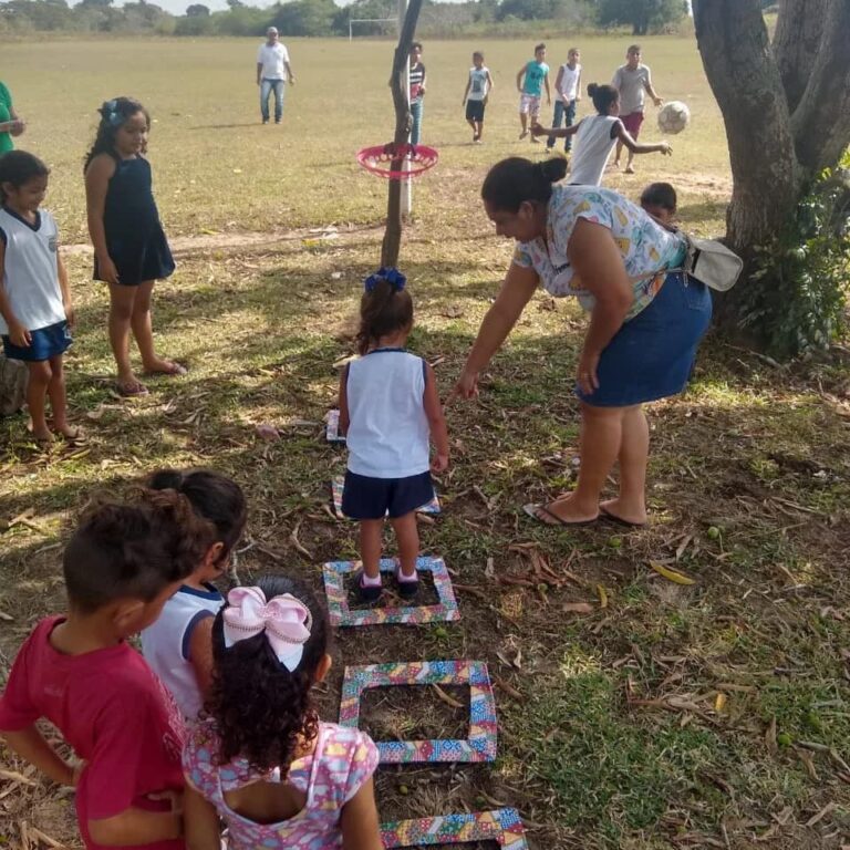 Semana da criança: Escola Municipal Manoel Martins de Meireles — foto 3