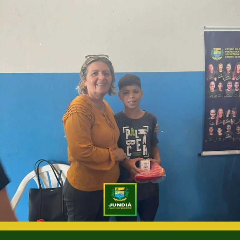 Entrega do novo fardamento ao grupo de música Renovar — foto 5