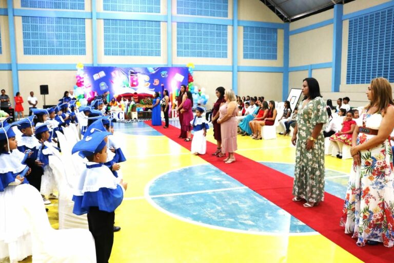 Prefeitura realiza formatura do ABC — foto 23
