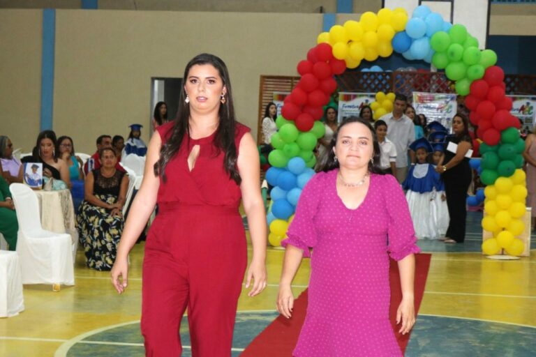 Prefeitura realiza formatura do ABC — foto 29
