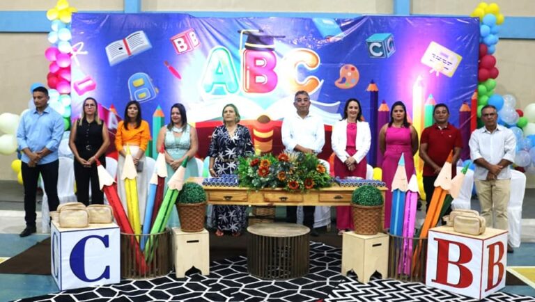 Prefeitura realiza formatura do ABC — foto 31