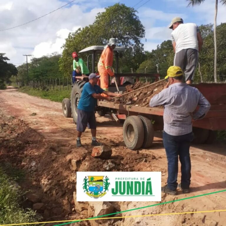 Trabalho de manutenção nas estradas vicinais em todo o município — foto 6