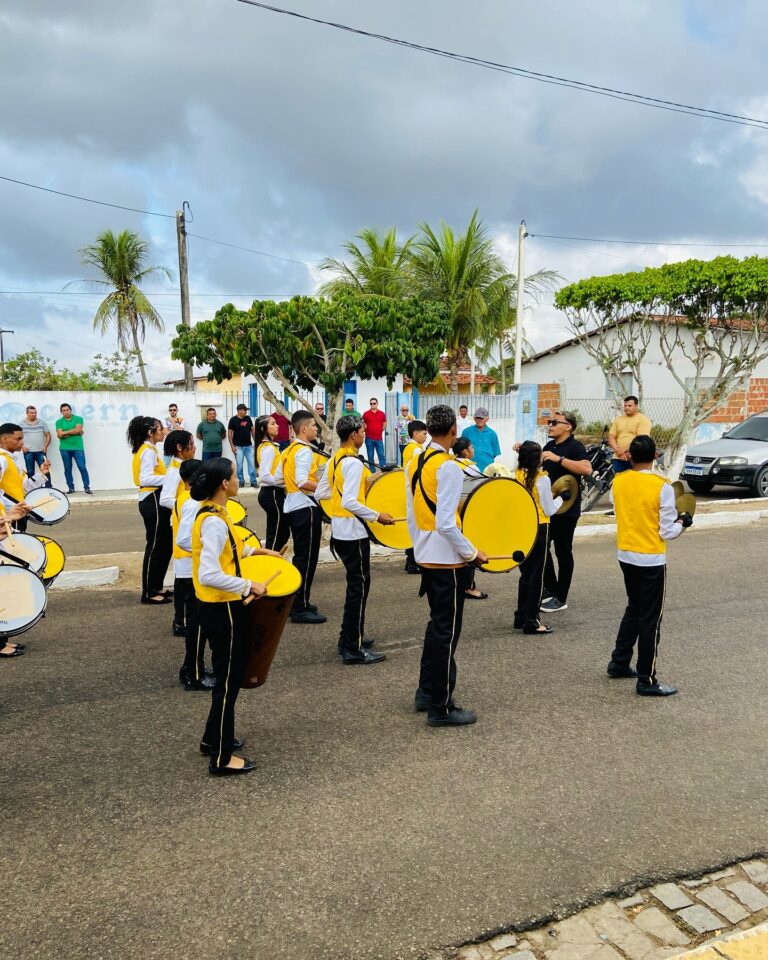 A Banda da Escola Paulino Francisco de Souza foi um verdadeiro espetáculo — foto 5