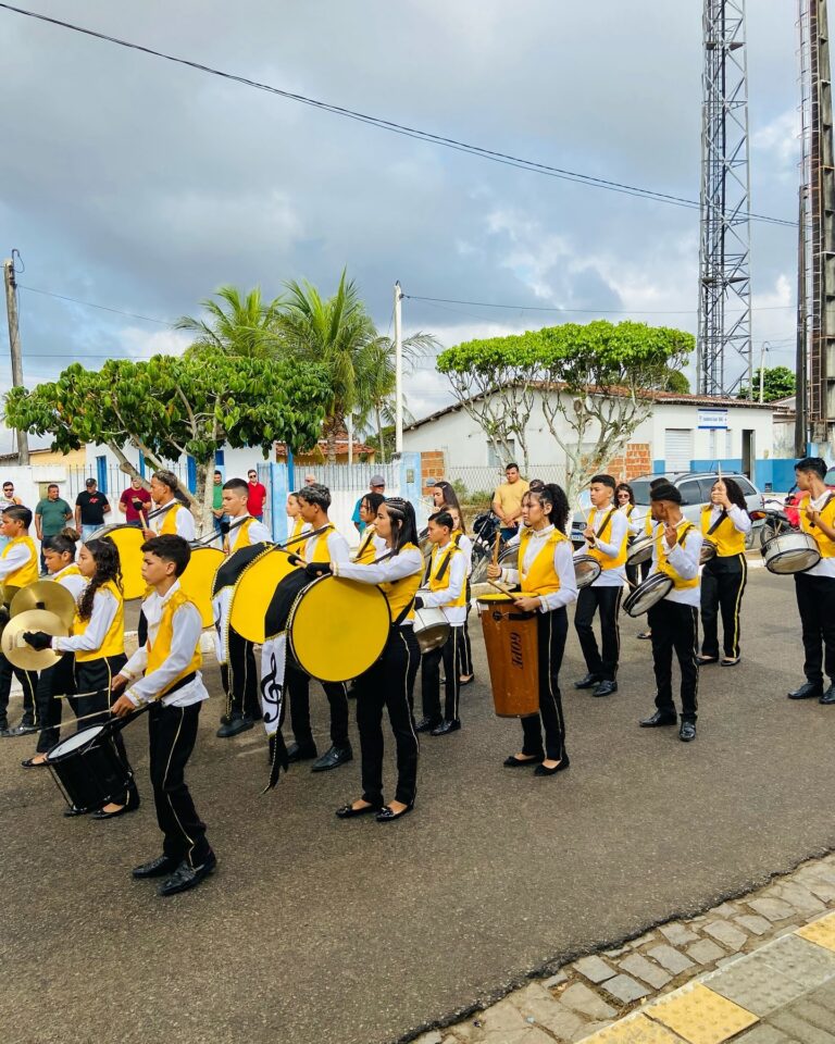 A Banda da Escola Paulino Francisco de Souza foi um verdadeiro espetáculo — foto 6