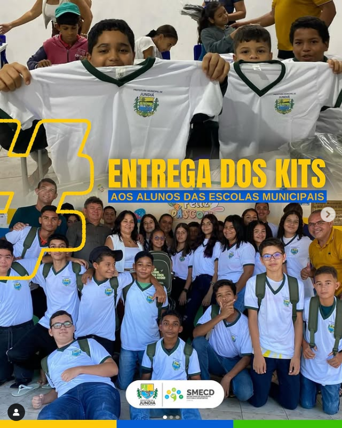 Alunos da rede municipal recebem kit escolar