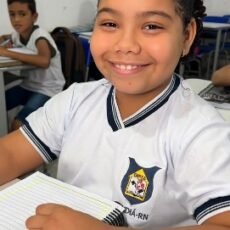 Hoje é dia de celebrar quem constrói o futuro todos os dias: a educação! 