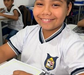 Hoje é dia de celebrar quem constrói o futuro todos os dias: a educação! 