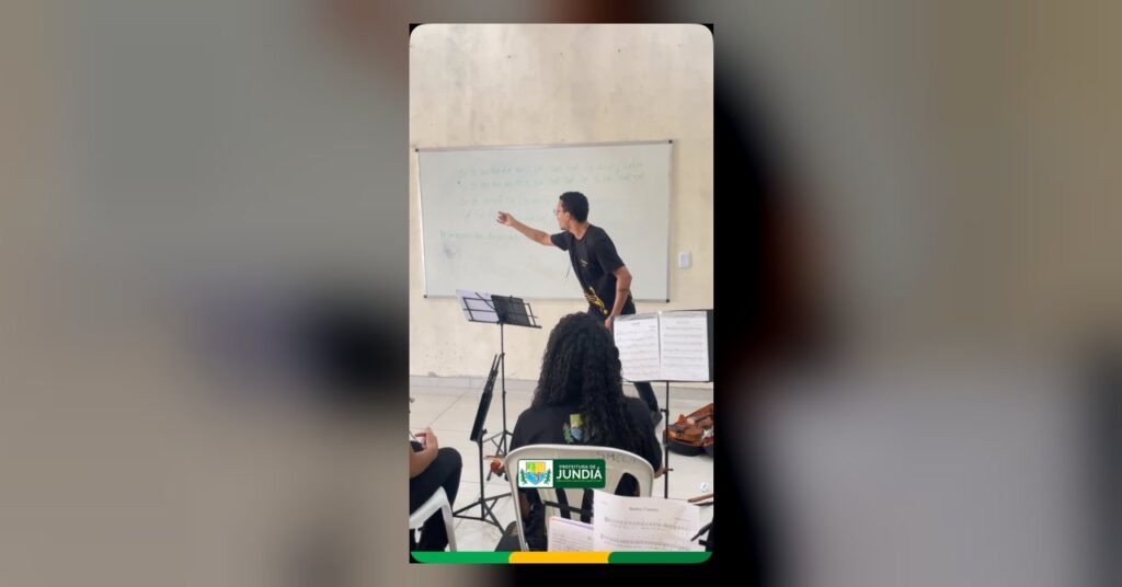 A música tem um jeito bonito de transformar a infância.